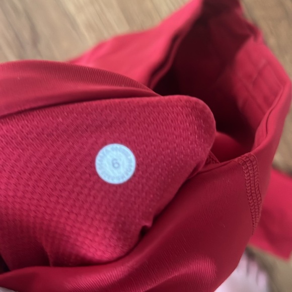Lululemon red leggings - Picture 6 of 6
